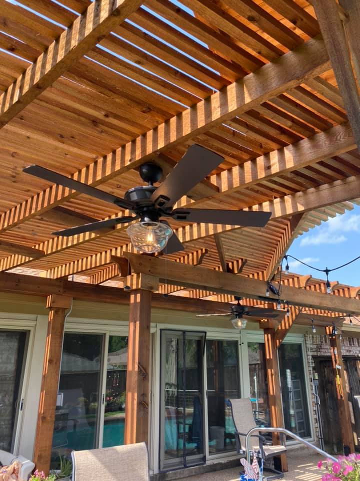 Custom kitchen lighting with pendant fixtures